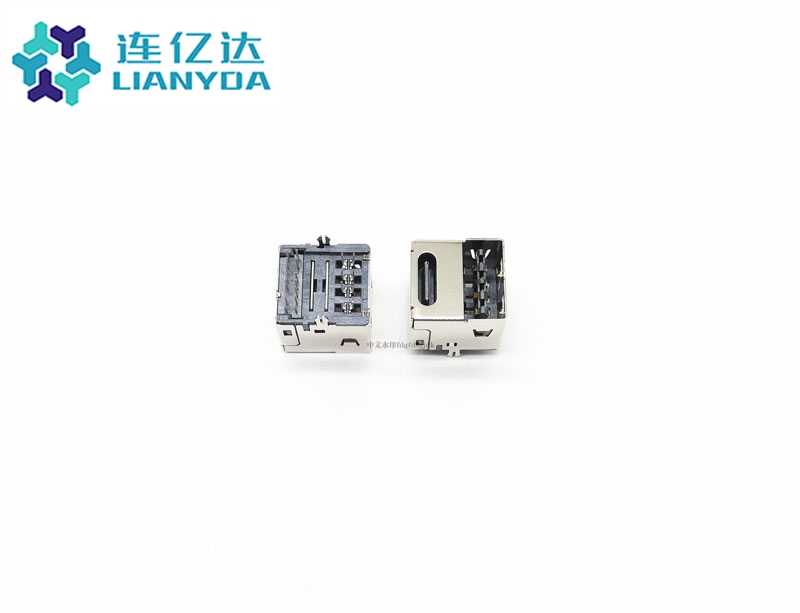 USB3.1 CF TYPE-C + 雙面插USB 二合一